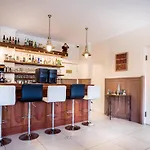 فندق Western Restaurant Ile De France