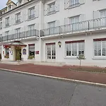 فندق Western Restaurant Ile De France 4*
