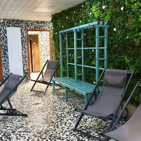 Western Ile De France & Hotel