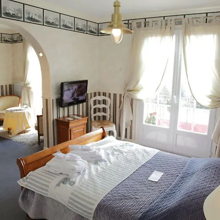 Western Restaurant Ile De France Hotel