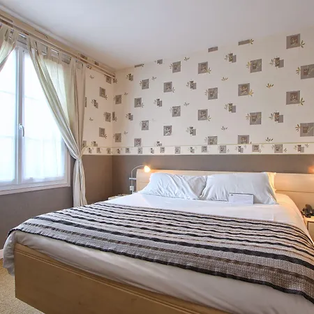 Western Restaurant Ile De France 4* Château-Thierry