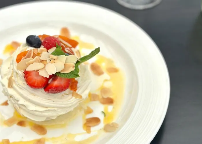 Western Restaurant Ile De France 4* Château-Thierry