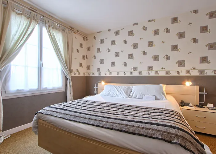 Western Ile De France 4* Château-Thierry