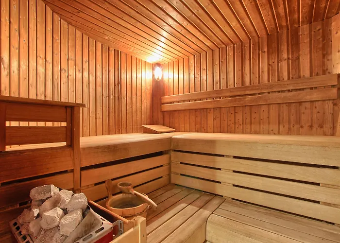 Western Ile De France Hotel 4*