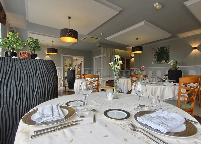 Western Restaurant Ile De France 4* Château-Thierry