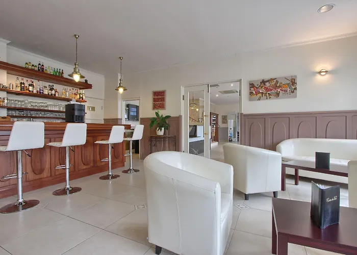 Western Ile De France 4*