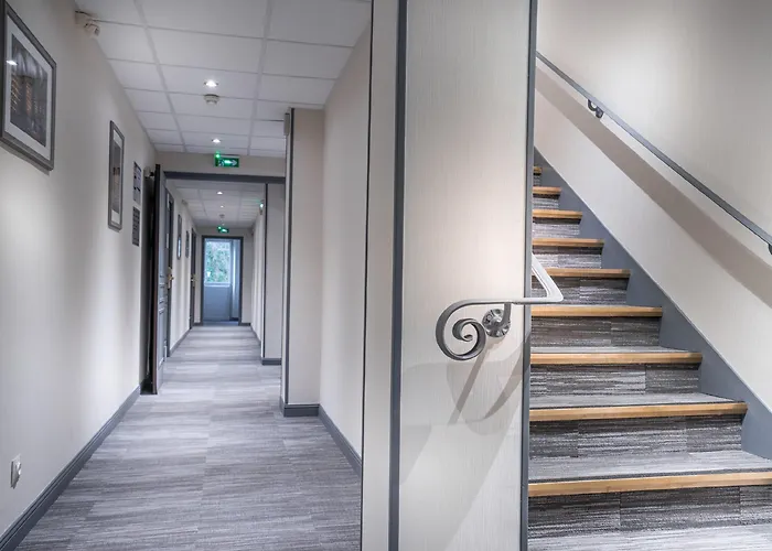 Hotel Western Ile De France